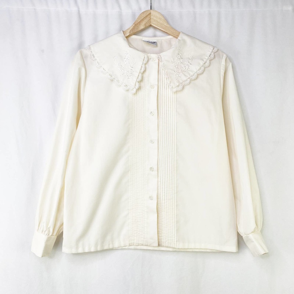 Vintage Russ Petites Union Made Bib Collar White Floral Button Top 6